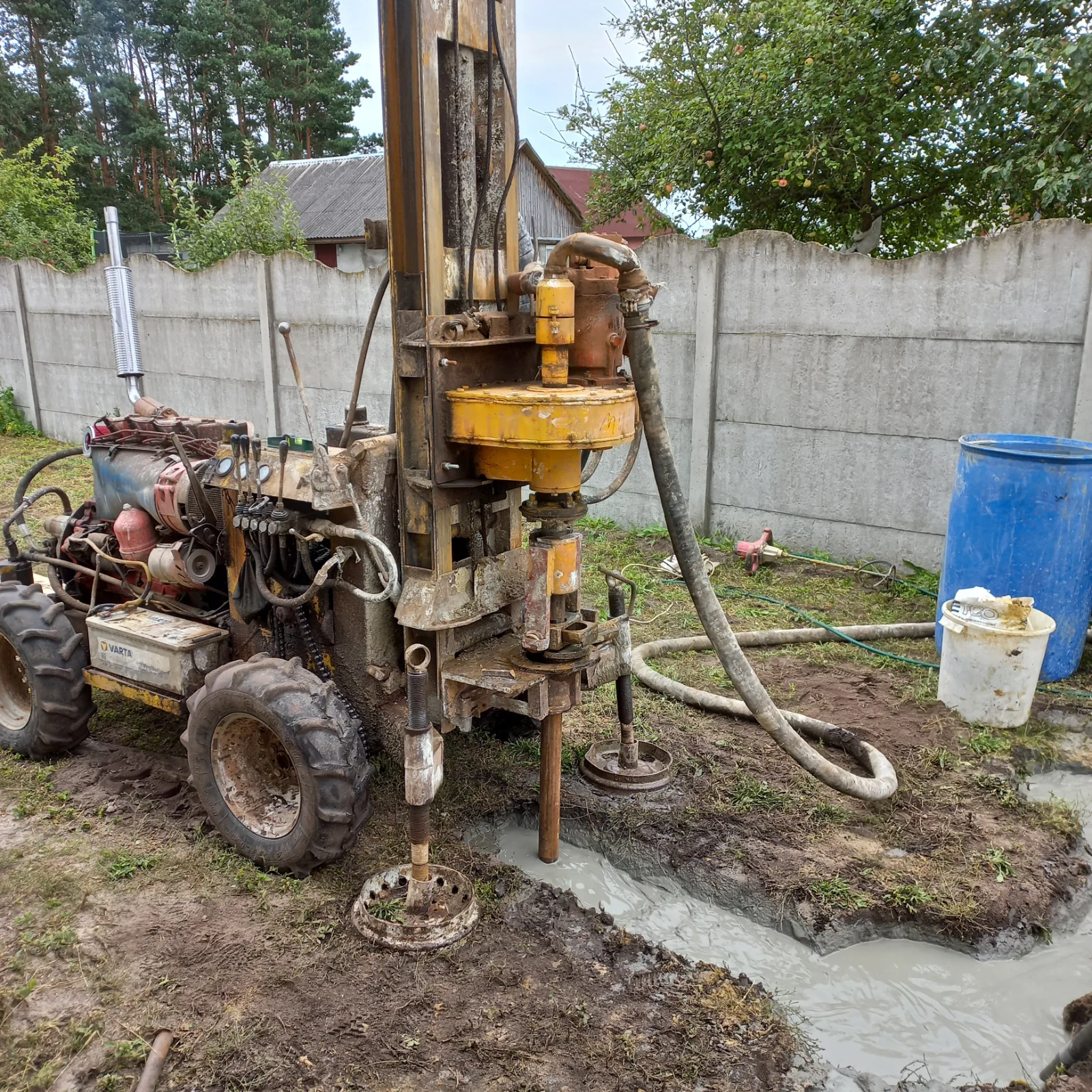 Миниатюра 4 услуги Бурение и обустройство скважин для водоснабжения "под ключ"
