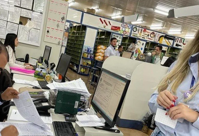 Изображение услуги Оптово-розничный бизнес по торговле хозтоварами, инструментом и оборудованием от компании Bizshop.by