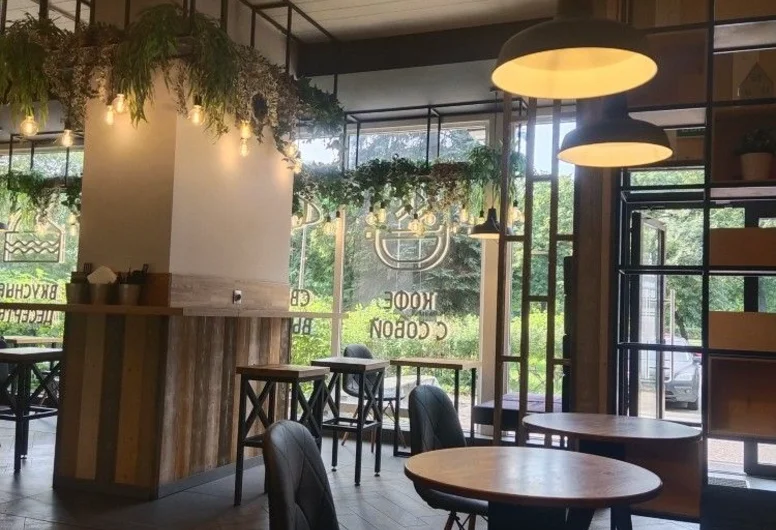 Дизайнерское кафе в ЖК "Маяк Минска"