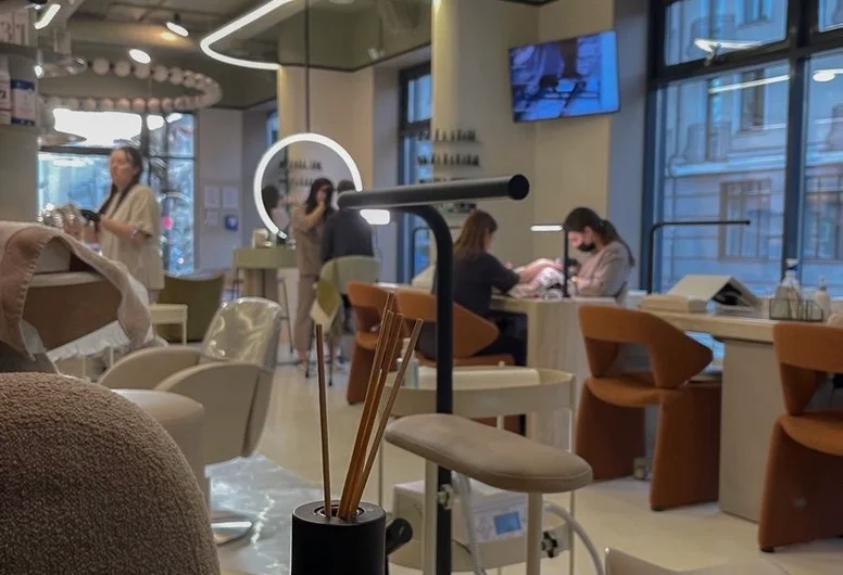 Салон красоты на Проспекте Независимости (метро Уручье)