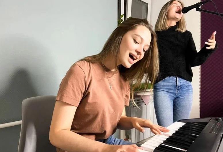 Изображение услуги Школа вокала и фортепиано в центре Минска от компании Bizshop.by