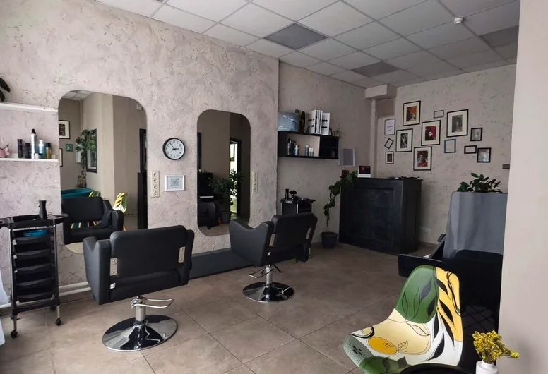 Изображение услуги Парикмахерская в центре Минска с ГОС.АРЕНДОЙ от компании Bizshop.by