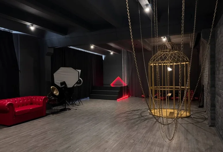 Миниатюра 2 услуги Уникальная ФОТОСТУДИЯ с отличным ремонтом и удобным месторасположением